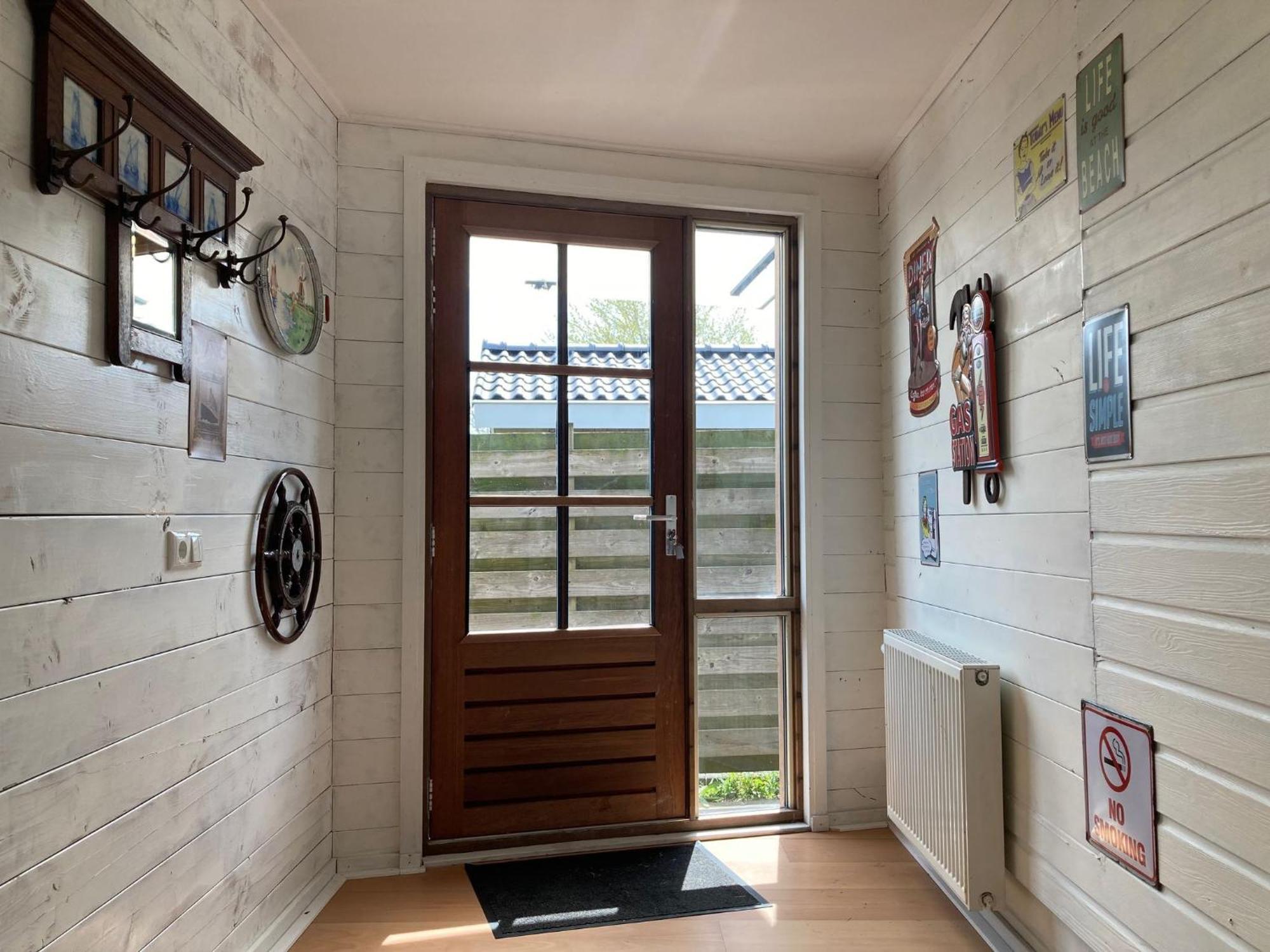 אנג'ום Lakeview 6 Pers Holiday Home Aurora With Fenced Garden, Whirlpool And Sauna מראה חיצוני תמונה